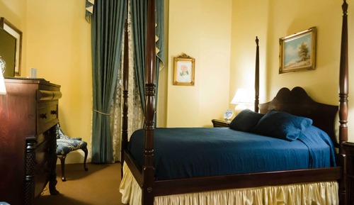 Room, 1 Queen Bed (Stephen Duncan)