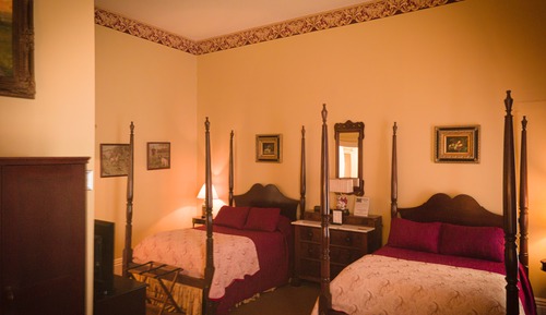 Room, 2 Double Beds (The Varina Davis Room)