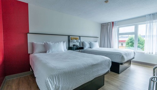 Room, 2 Queen Beds, Non Smoking (Second floor)