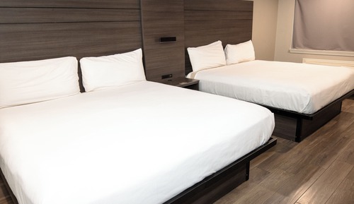 Deluxe Suite, Non Smoking (2 King Beds)