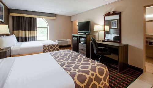 Room, 2 Queen Beds, Non Smoking