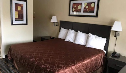 Standard Room, 1 King Bed, Non Smoking