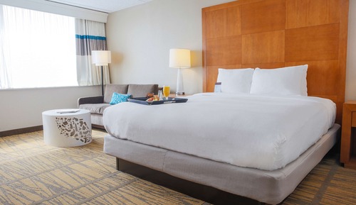 One King Bed, Non-Smoking, Accessible