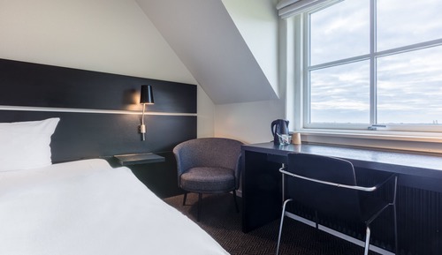 Standard Single Room, 1 Double Bed, Non Smoking (140cm)