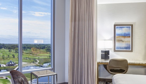 Superior Room, 1 King Bed - Promenade King