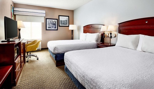 Two queen beds non smoking