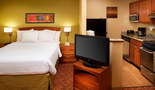 Room, 1 Queen Bed with Sofa bed, Accessible (Mobility/Hearing Rollin Shower Offic)