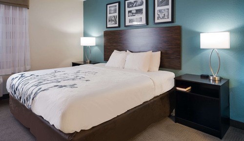 Standard Room, 1 Queen Bed, Non Smoking