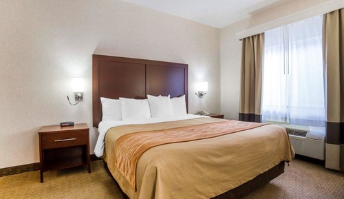 Room, 1 King Bed, Accessible, Non Smoking (Efficiency)