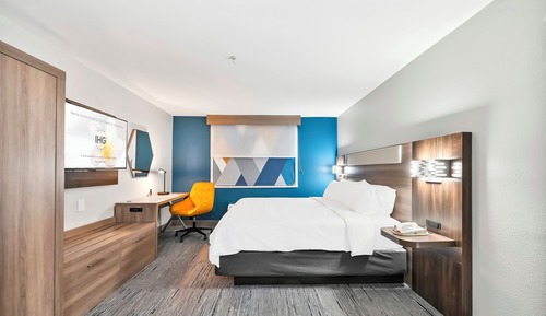 Standard Room, 1 King Bed, Accessible (Communications)