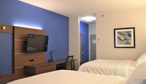 Standard Room, 2 Queen Beds (Extra Floor Space)