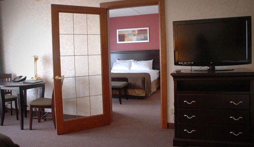Deluxe Suite, 1 Bedroom, Jetted Tub (Not Pet Friendly)