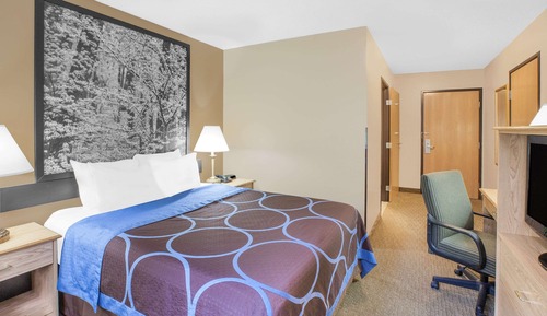 Standard Room, 1 Queen Bed, Accessible, Non Smoking