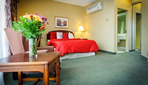 Standard Room, 1 Queen Bed