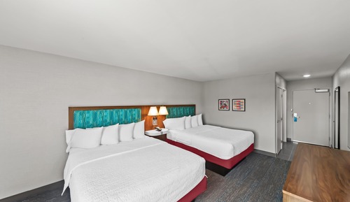 Room, 2 Queen Beds, Non Smoking