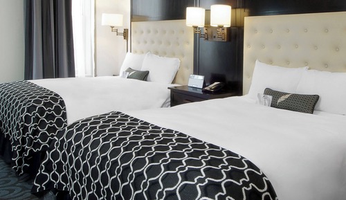 Deluxe Room, Multiple Beds, Non Smoking