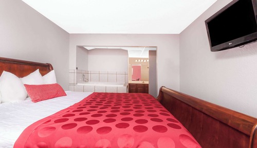 Studio Suite, 1 King Bed, Non Smoking