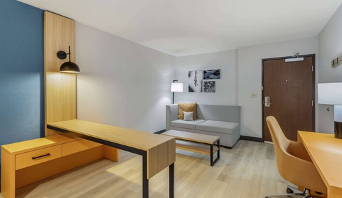 Suite, 2 Queen Beds, Accessible, Non Smoking