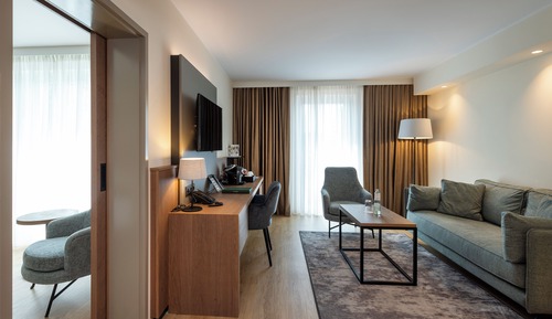 Suite, Garden View (Single Use)