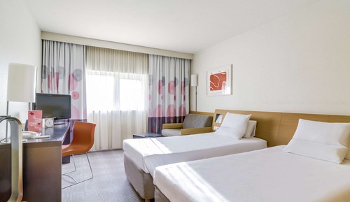 Executive Room, 1 Double Bed with Sofa bed