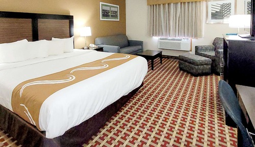 Suite, 1 King Bed, Non Smoking, Jetted Tub