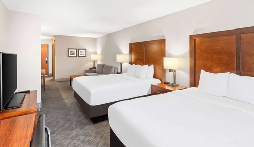 Suite, 2 Queen Beds, Non Smoking (Upgrade)