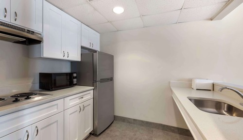 Suite, 1 King Bed, Non Smoking, Kitchenette (Separate Living Room)