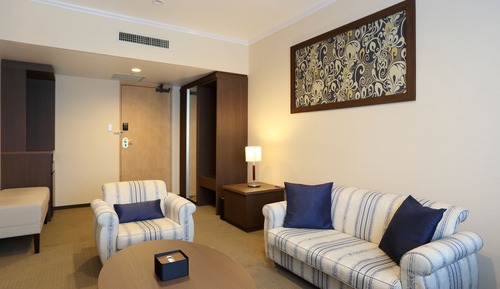 Junior Suite, 1 King Bed, Smoking