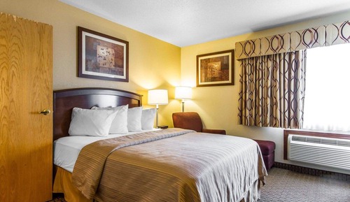 Room, 1 Queen Bed, Accessible, Non Smoking (Pet Friendly)