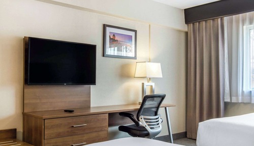 Quadruple Room, 2 Queen Beds