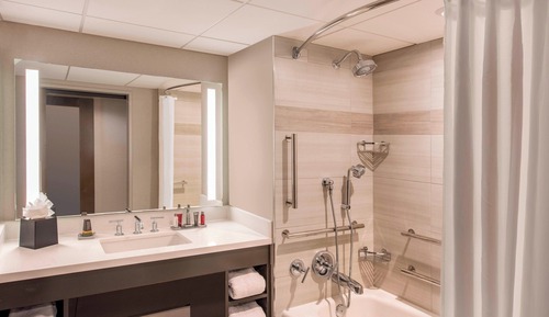 Concierge Room, Club Room, 1 King Bed