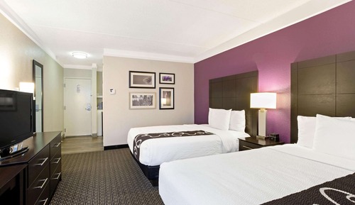 Room, 2 Queen Beds, Accessible, Non Smoking (Mobility Accessible)