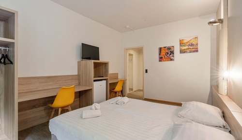 Basic Twin Room
