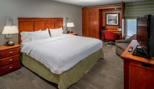 One king bed non smoking
