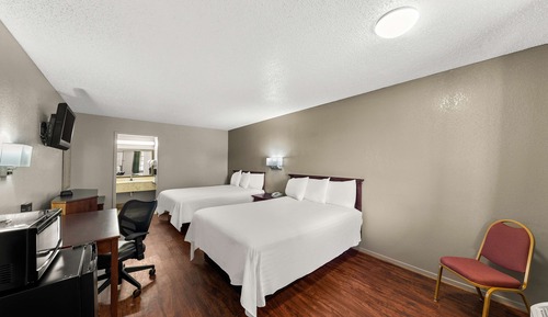 Room, 2 Queen Beds, Smoking