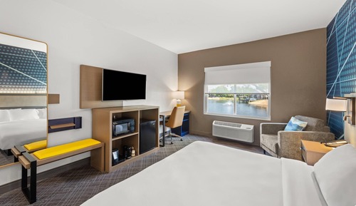 Room, 1 King Bed, Accessible, Non Smoking