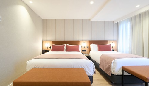 Premium Triple Room