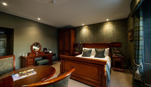 Heritage Room, River View