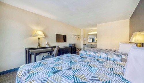 Standard Room, 2 Queen Beds, Non Smoking, Refrigerator & Microwave