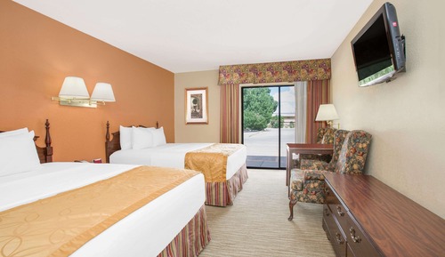 Standard Room, 2 Queen Beds