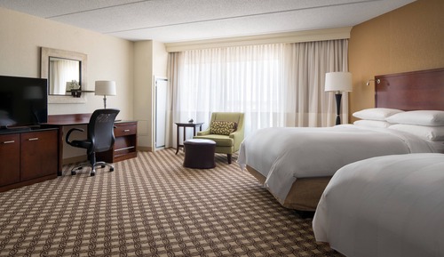 Room, 2 Queen Beds (Mobility/Hearing Access, Roll-in Shwr)