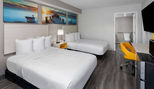 Room, 2 Double Beds, Non Smoking (Mobility Access, Tub w/Grab bars)
