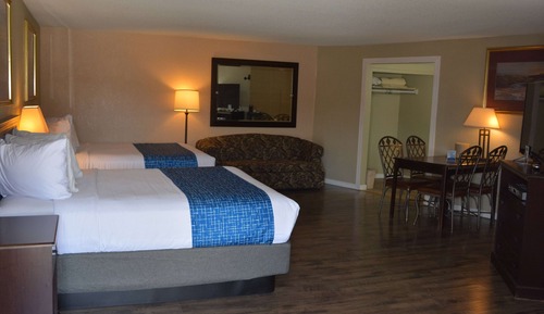 Deluxe Studio Suite, 2 Queen Beds, Non Smoking