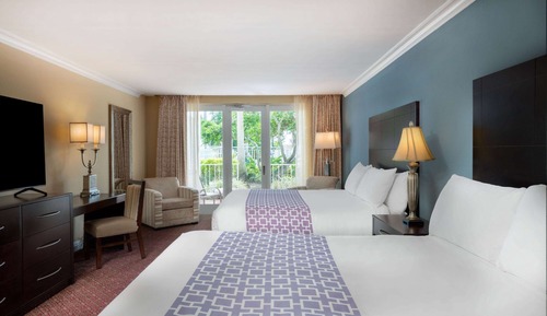 Room, 2 Queen Beds, Non Smoking, Poolside