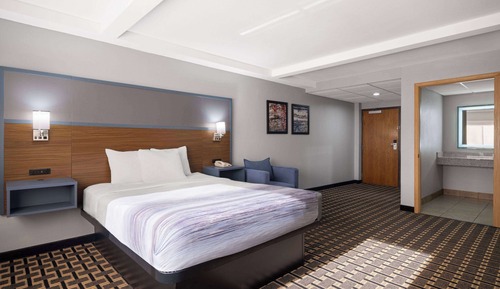 Superior Room, 1 King Bed, Non Smoking