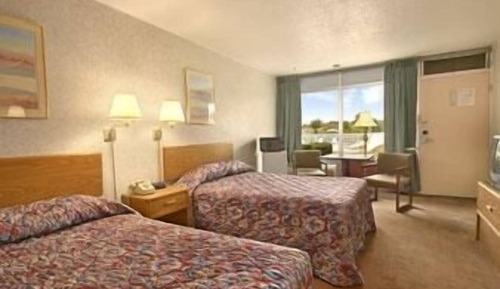 Double Room, 2 Double Beds