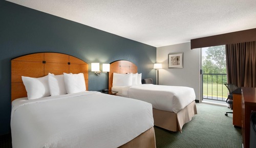 Standard Room, 2 Queen Beds, Non Smoking