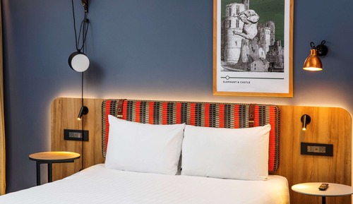 Room (The Works)