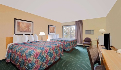 Standard Room, 2 Queen Beds