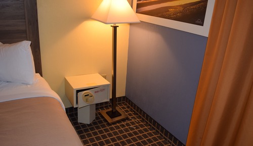 Deluxe Room, 1 King Bed, Non Smoking